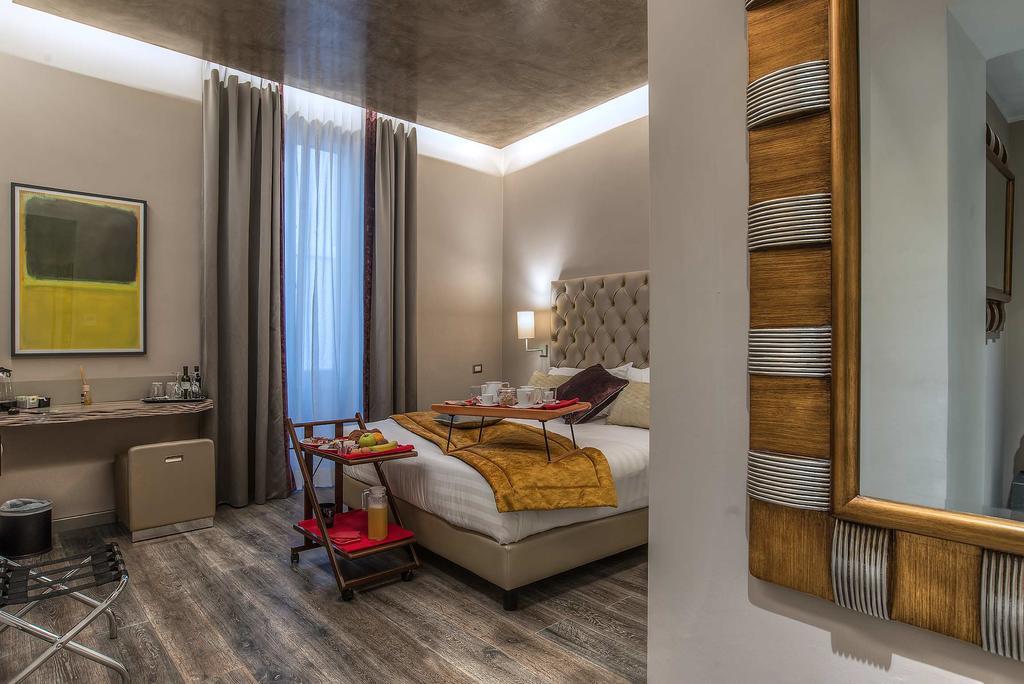 Colonna Suite Del Corso Рим Екстериор снимка