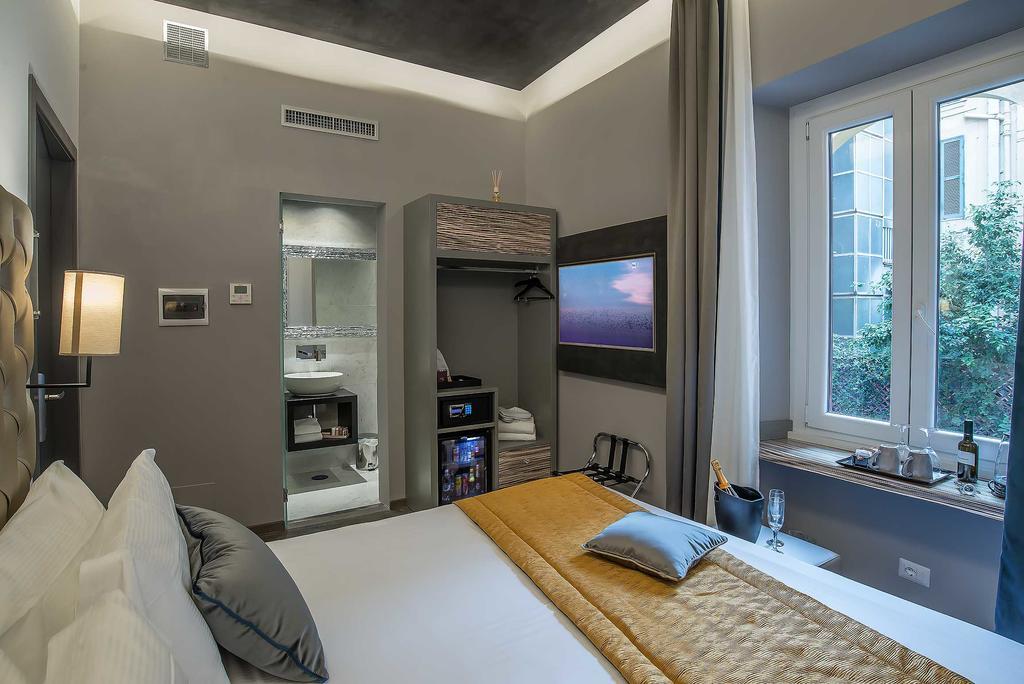 Colonna Suite Del Corso Рим Екстериор снимка