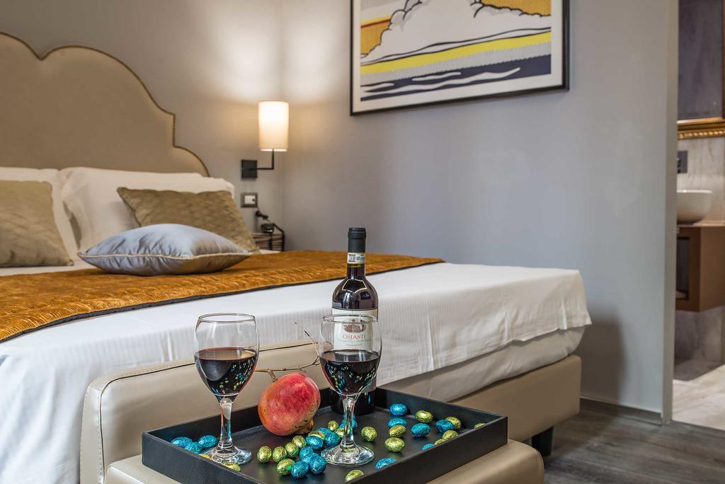 Colonna Suite Del Corso Рим Екстериор снимка