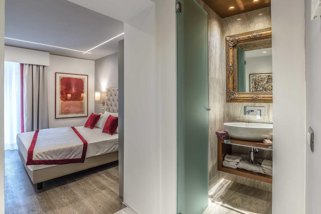 Colonna Suite Del Corso Рим Екстериор снимка