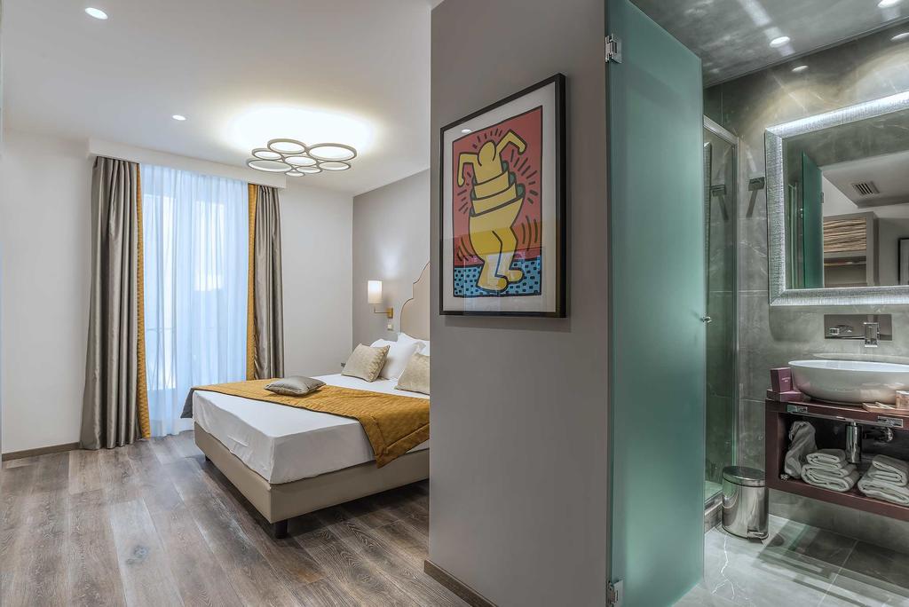 Colonna Suite Del Corso Рим Екстериор снимка
