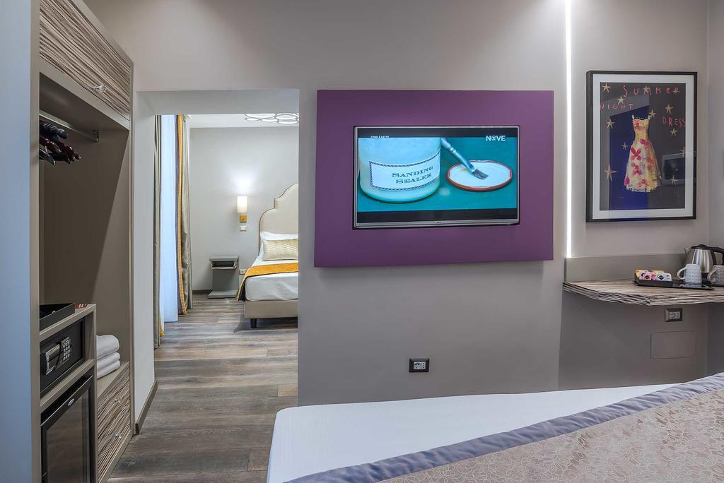 Colonna Suite Del Corso Рим Екстериор снимка