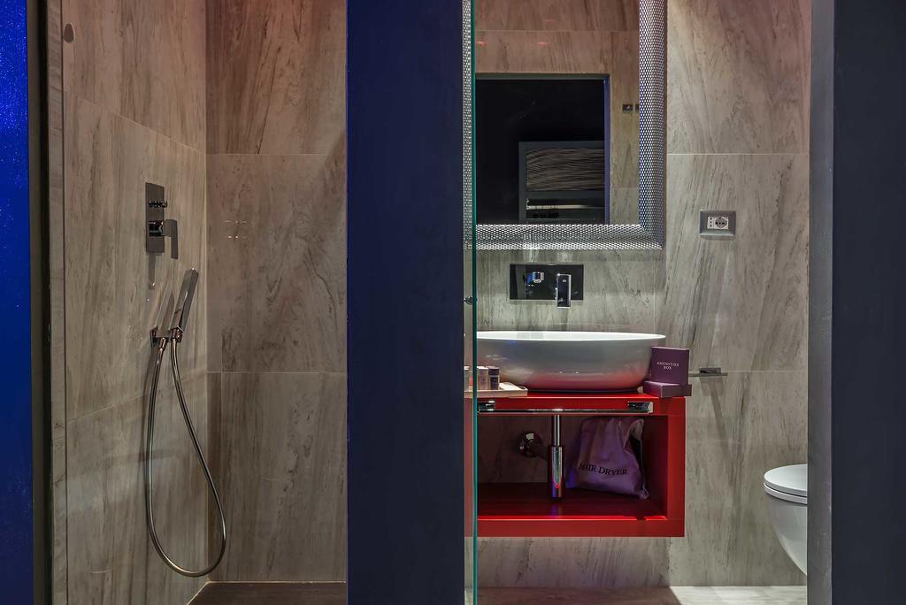 Colonna Suite Del Corso Рим Екстериор снимка