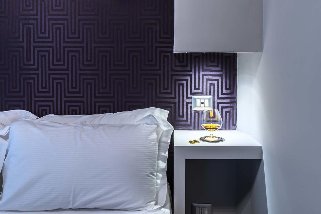 Colonna Suite Del Corso Рим Екстериор снимка
