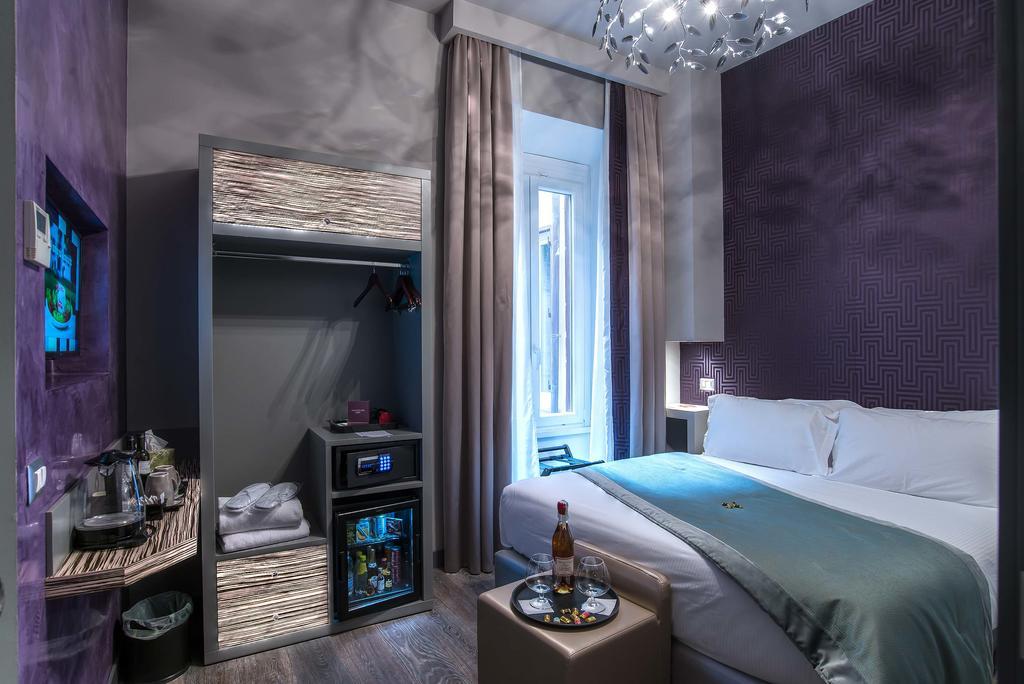 Colonna Suite Del Corso Рим Екстериор снимка