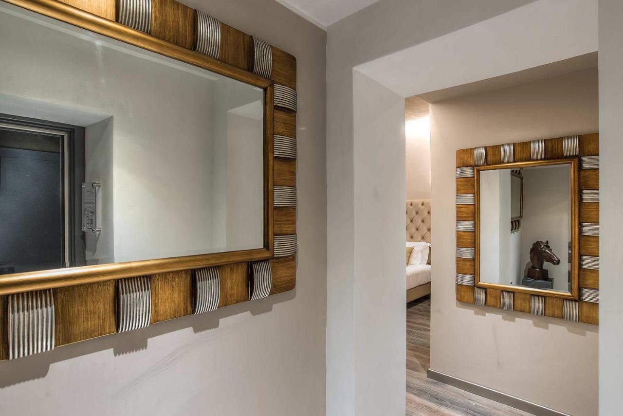 Colonna Suite Del Corso Рим Екстериор снимка